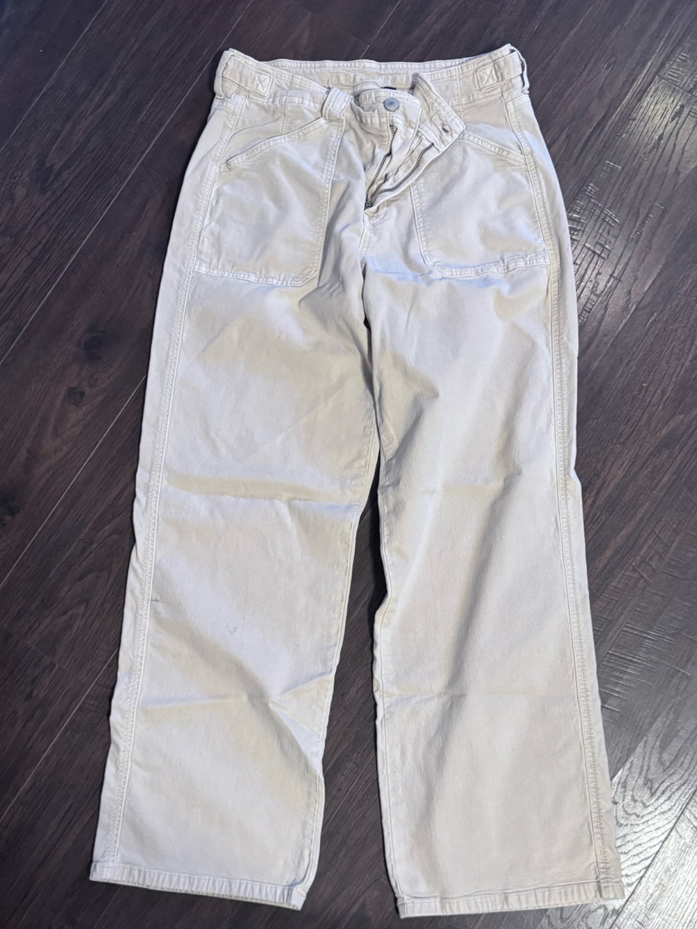 American Eagle Outfitters Cream Straight-Leg Chinos